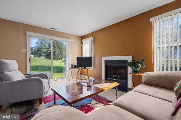 Sellersville, PA 18960,109 MEWS DR #109