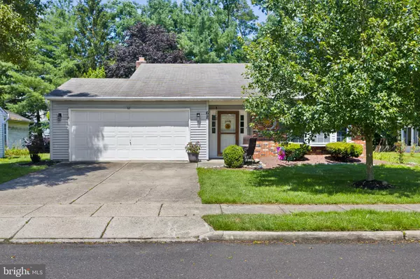 62 DEEP HOLLOW LN N, Columbus, NJ 08022