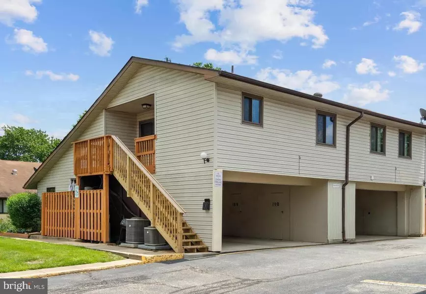 8420 HUERTA CT #162, Alexandria, VA 22309