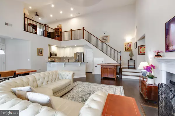 Ellicott City, MD 21043,8911 CARLS CT #Q