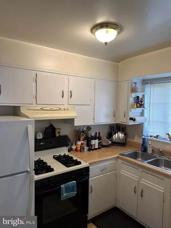 Falls Church, VA 22046,7239 DEBORAH DR