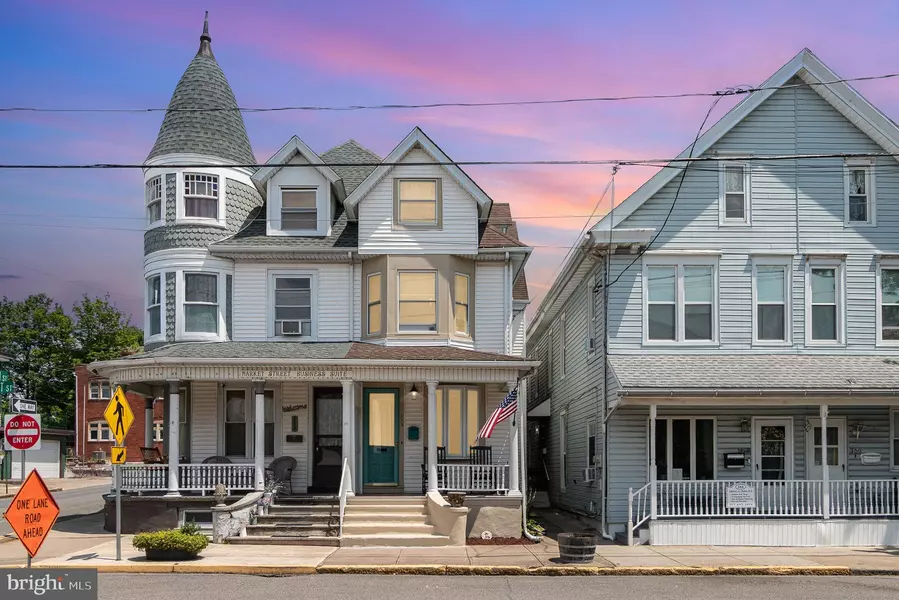 356 MARKET ST, Millersburg, PA 17061