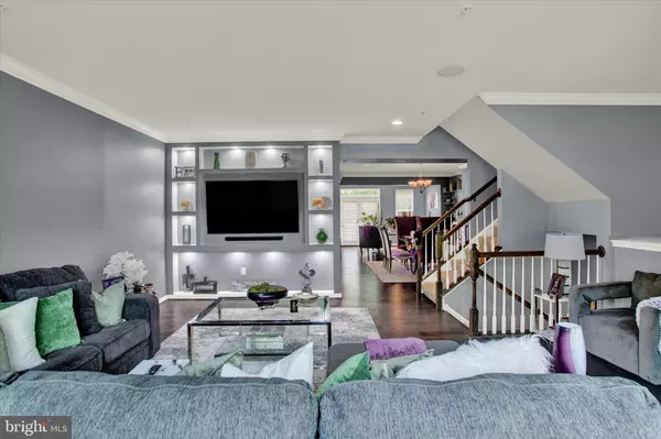 Upper Marlboro, MD 20774,15622 SWANSCOMBE LOOP