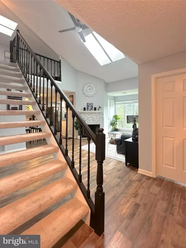 Fairfax, VA 22033,12100 GREENWAY CT #301