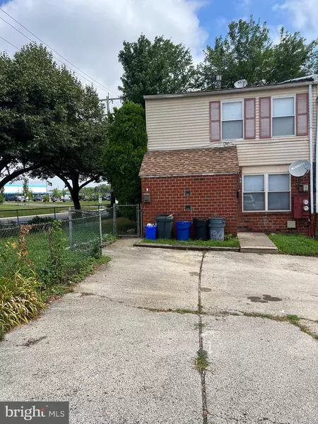 2801 SAXTON RD, Philadelphia, PA 19114