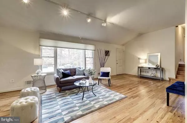Bethesda, MD 20817,5704 RADNOR CT