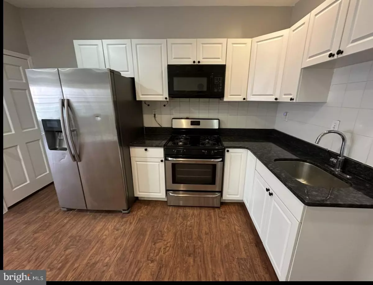 Philadelphia, PA 19123,1211 RIDGE AVE #1