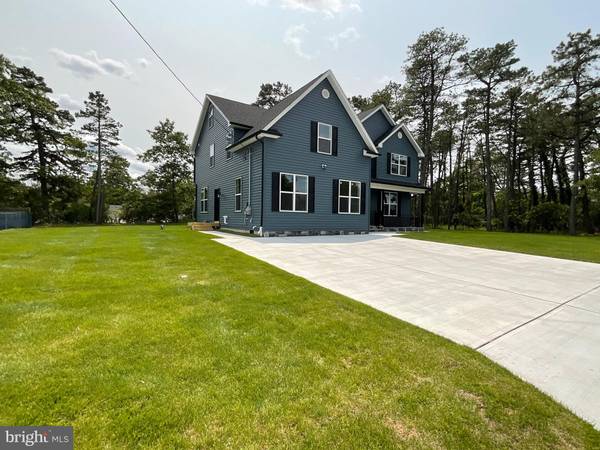 Toms River, NJ 08757,1032 THIRD AVE