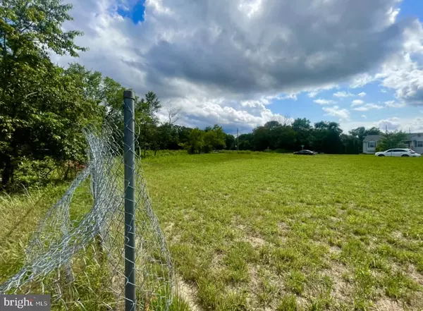 Vineland, NJ 08360,719 THIRD ST TER