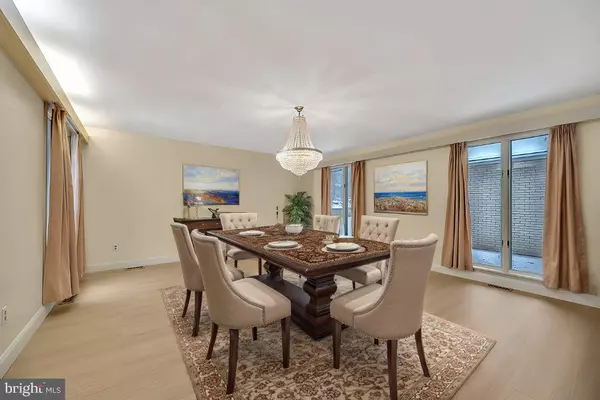 Princeton, NJ 08540,97 HARDY DR