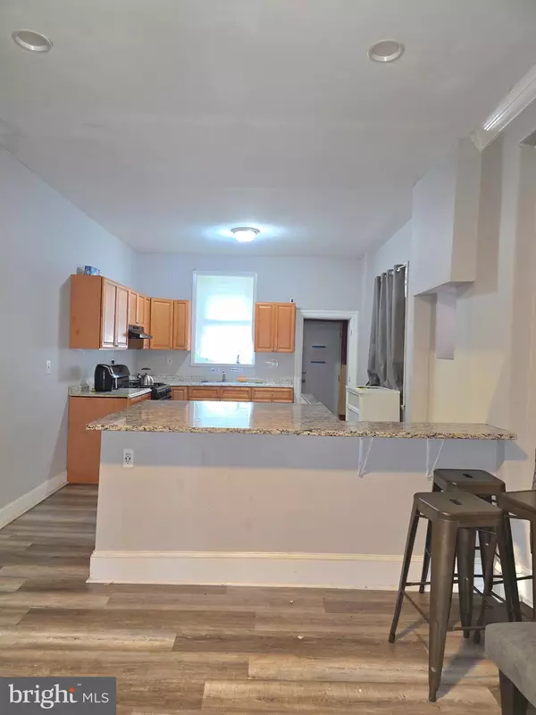 Philadelphia, PA 19143,5905 ELLSWORTH ST