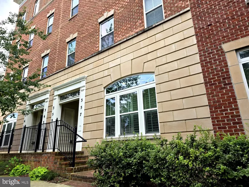 357 COMMUNITY CENTER AVE #357, Gaithersburg, MD 20878