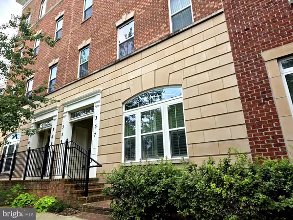 357 COMMUNITY CENTER AVE #357, Gaithersburg, MD 20878