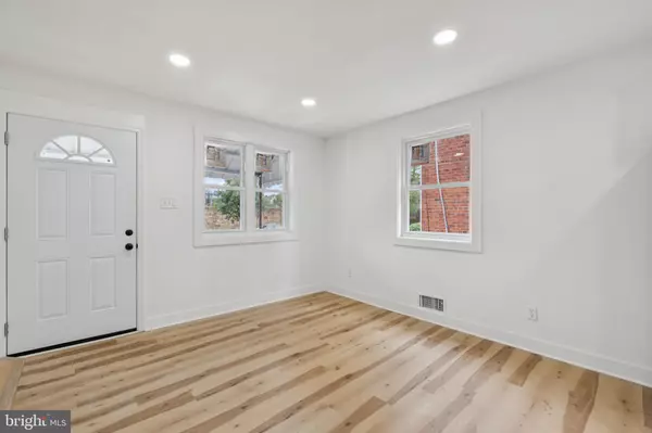 Washington, DC 20019,24 55TH ST NE