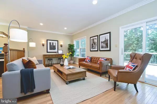 Centreville, VA 20120,5168 GLEN MEADOW DR