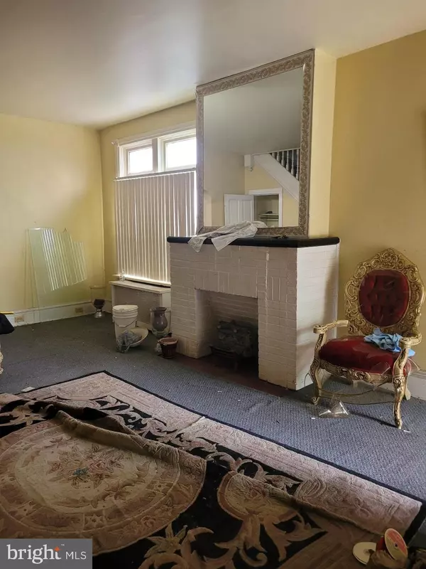 Harrisburg, PA 17102,261 PEFFER ST