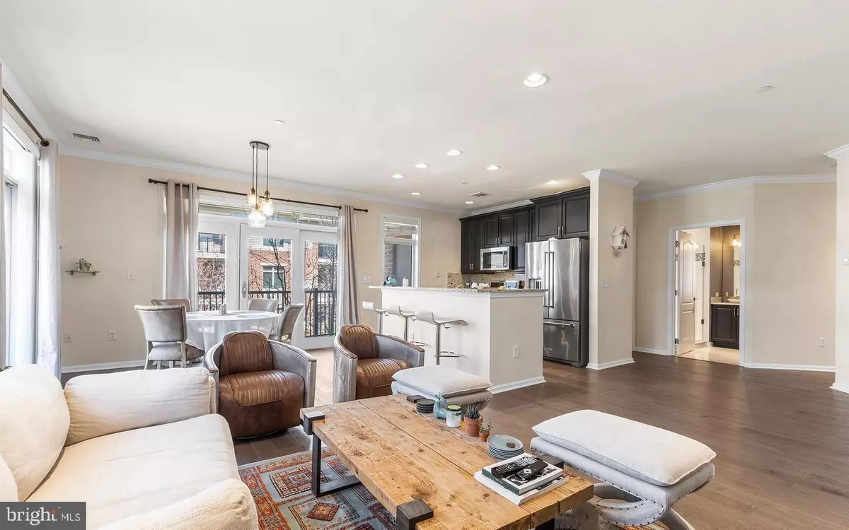 Huntingdon Valley, PA 19006,401 CARSON TER #401