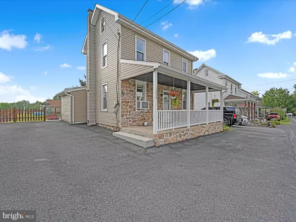 Elizabethtown, PA 17022,1056 BELLAIRE RD