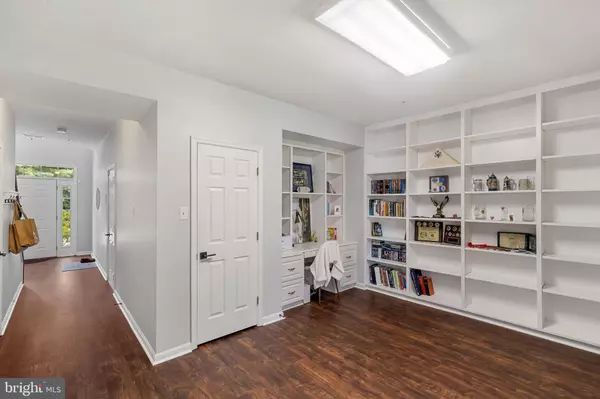 Odenton, MD 21113,8718 LITTLE PATUXENT CT