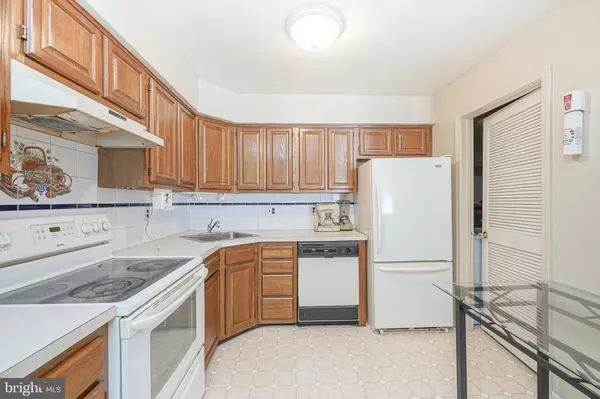 Sewell, NJ 08080,3 WINDSOR CT