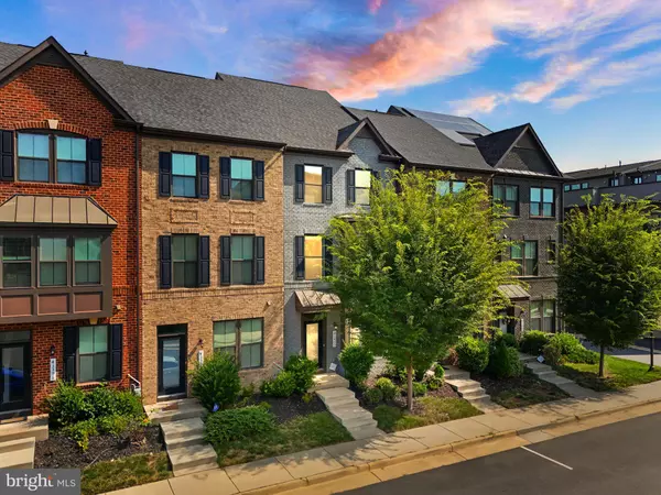 43400 APPLE ORCHARD SQ, Ashburn, VA 20148