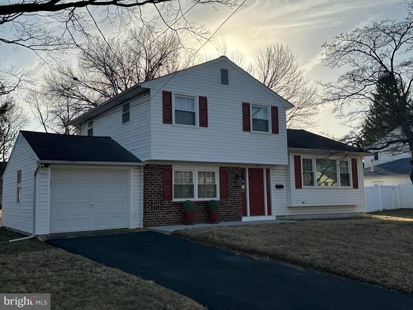 Warminster, PA 18974,748 JOSEPH AVE