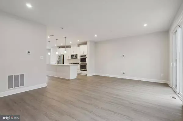 Hyattsville, MD 20782,3531 STELLA BLUE DR