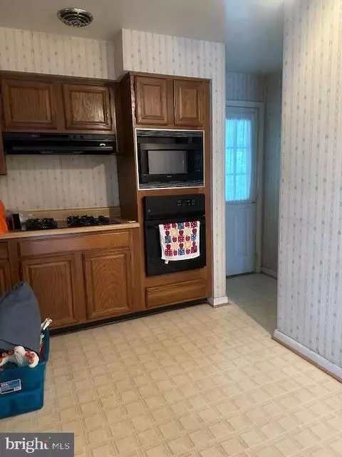 Linthicum Heights, MD 21090,304 HOMEWOOD RD