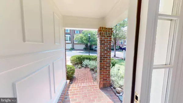 Arlington, VA 22209,2139 N SCOTT ST