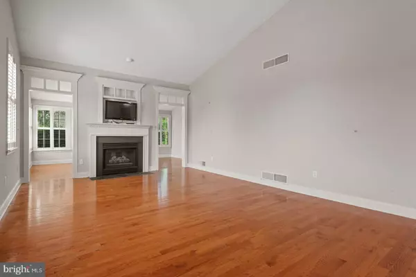 Mechanicsburg, PA 17050,1001 SAINT ANDREWS CT