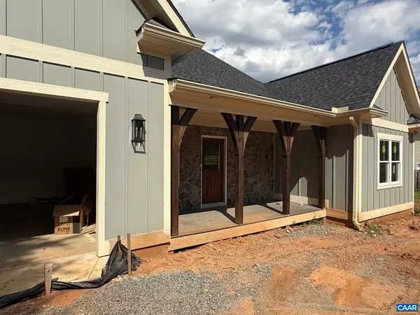 Ruckersville, VA 22968,90 LYON LN