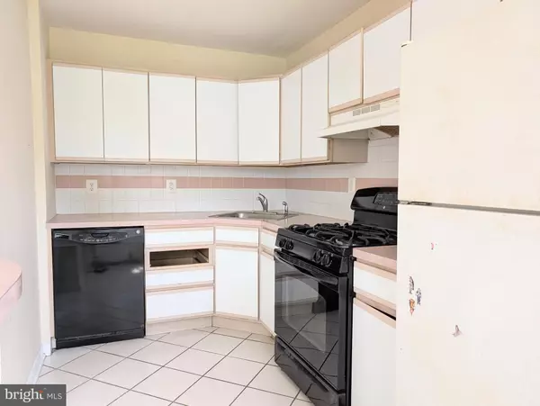 Upper Darby, PA 19082,116 BOTANIC CT