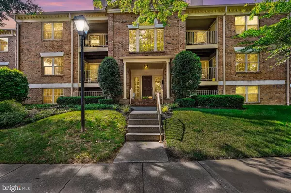 14202 DOVE CREEK WAY #303, Sparks Glencoe, MD 21152