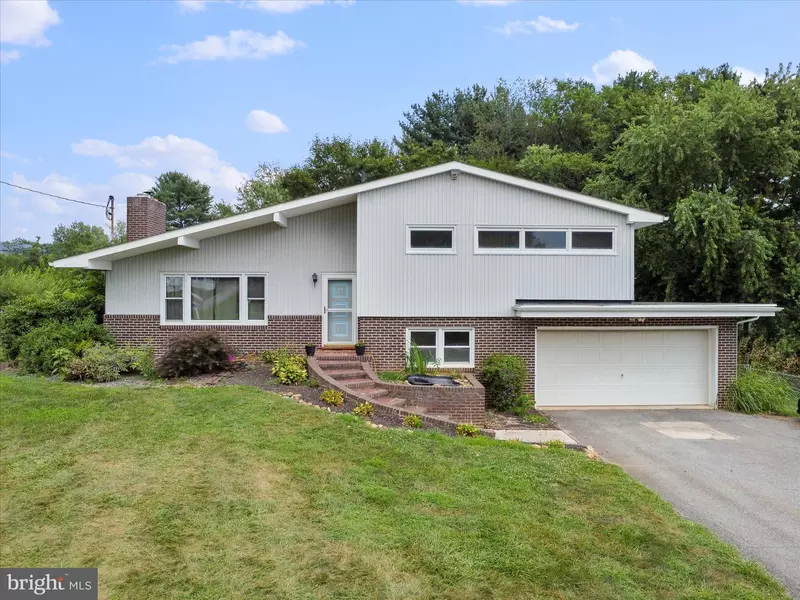 12825 BRADBURY AVE, Smithsburg, MD 21783