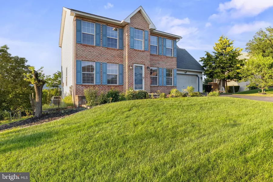 2401 ASPEN WAY, Harrisburg, PA 17110