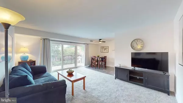 7364 LEE HWY #203, Falls Church, VA 22046