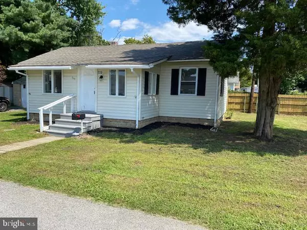 239 E ST, Carneys Point, NJ 08069