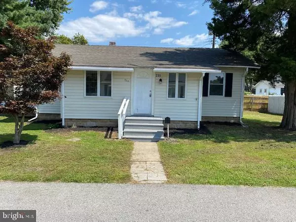Carneys Point, NJ 08069,239 E ST
