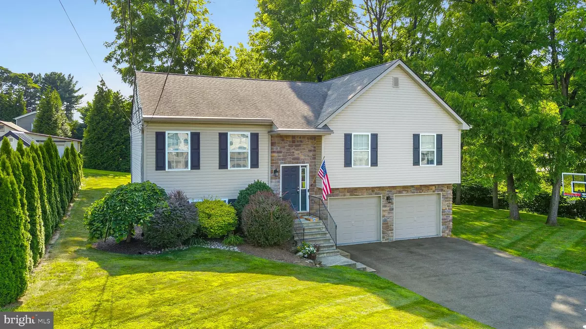 Easton, PA 18045,700 OAKWOOD ST