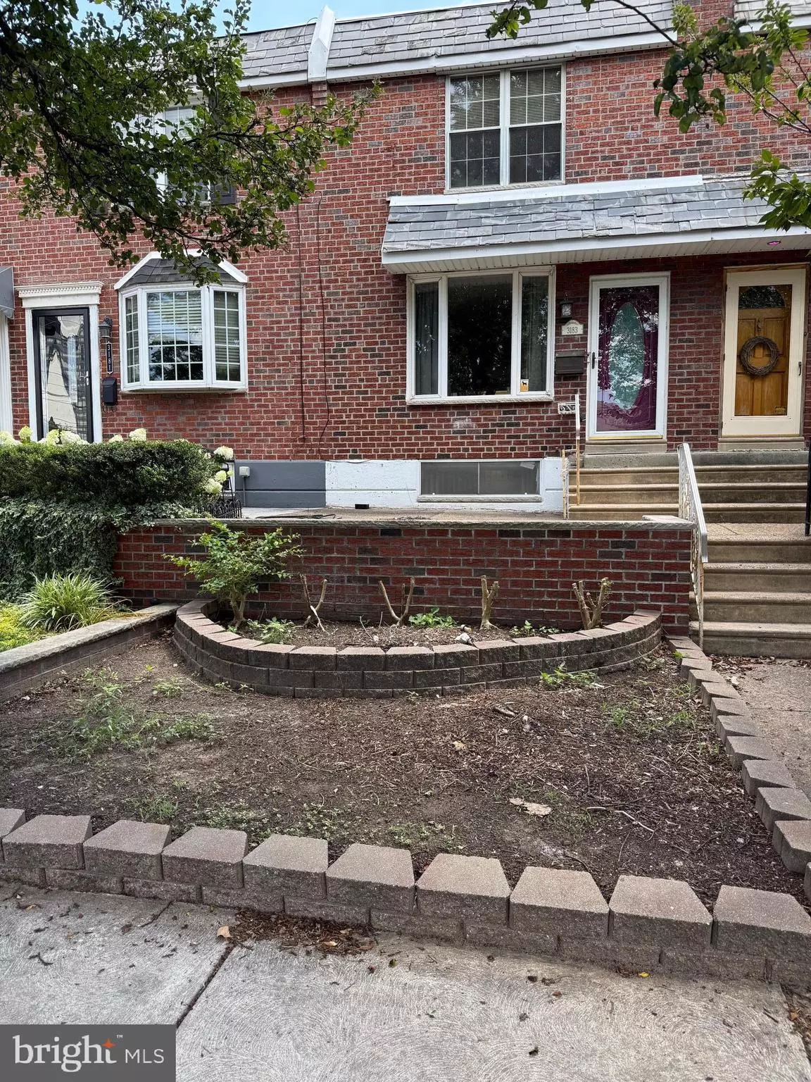 Philadelphia, PA 19145,3183 S 20TH ST