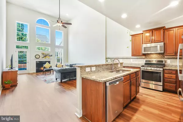 Ashburn, VA 20148,22985 WEYBRIDGE SQ