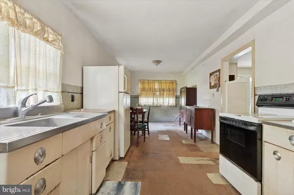 Collegeville, PA 19426,5 HENRY AVE