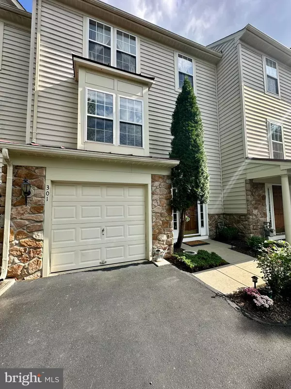 North Wales, PA 19454,301 DEVON CT