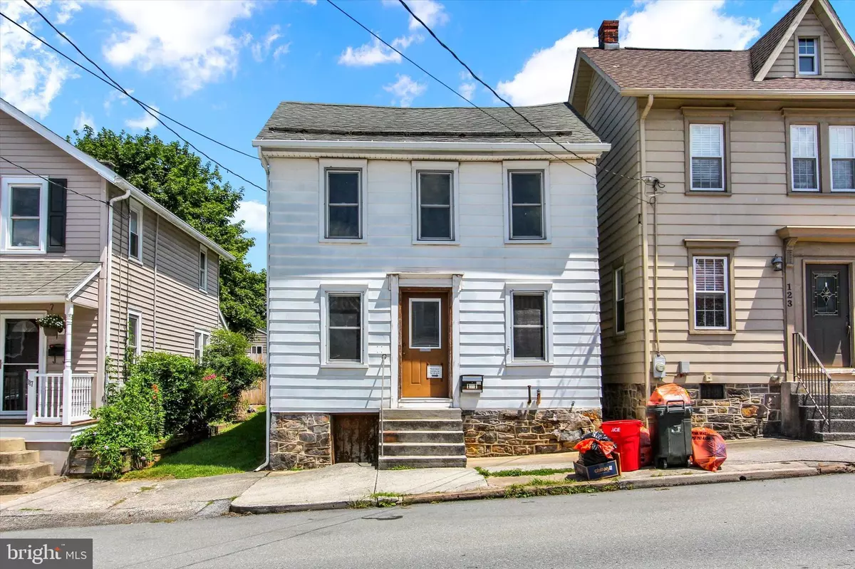 Dillsburg, PA 17019,121 S BALTIMORE ST