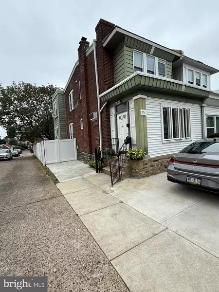 951 WAKELING ST, Philadelphia, PA 19124