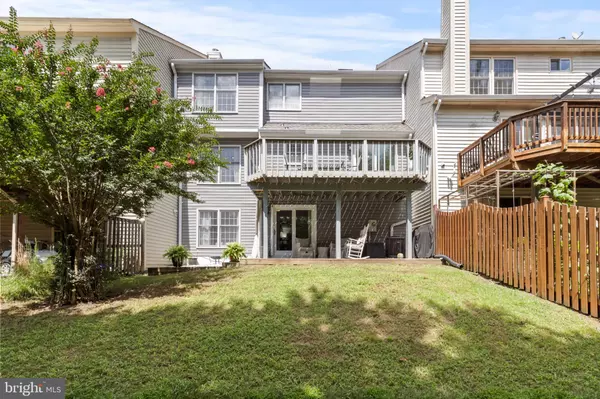 Centreville, VA 20121,6554 PALISADES DR