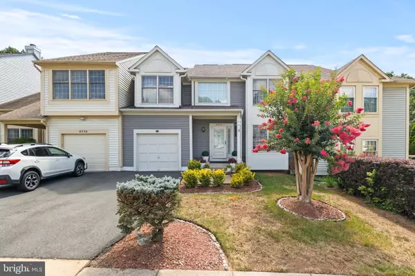 6554 PALISADES DR, Centreville, VA 20121