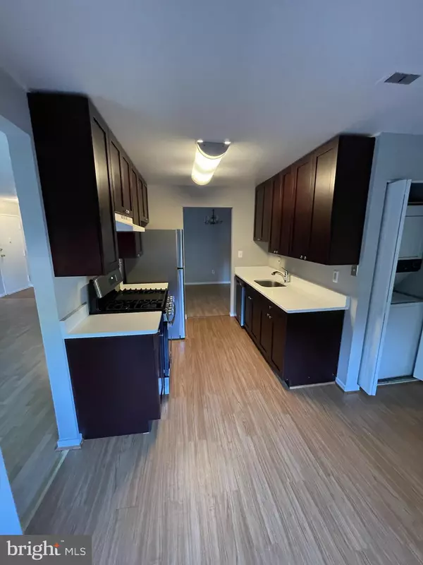 Columbia, MD 21045,8717 HAYSHED LN #42