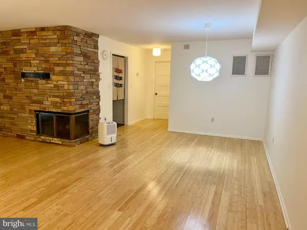 Princeton, NJ 08540,110 BISCAYNE CT #3
