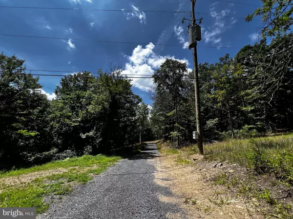 Front Royal, VA 22630,MARKHAM FARM RD